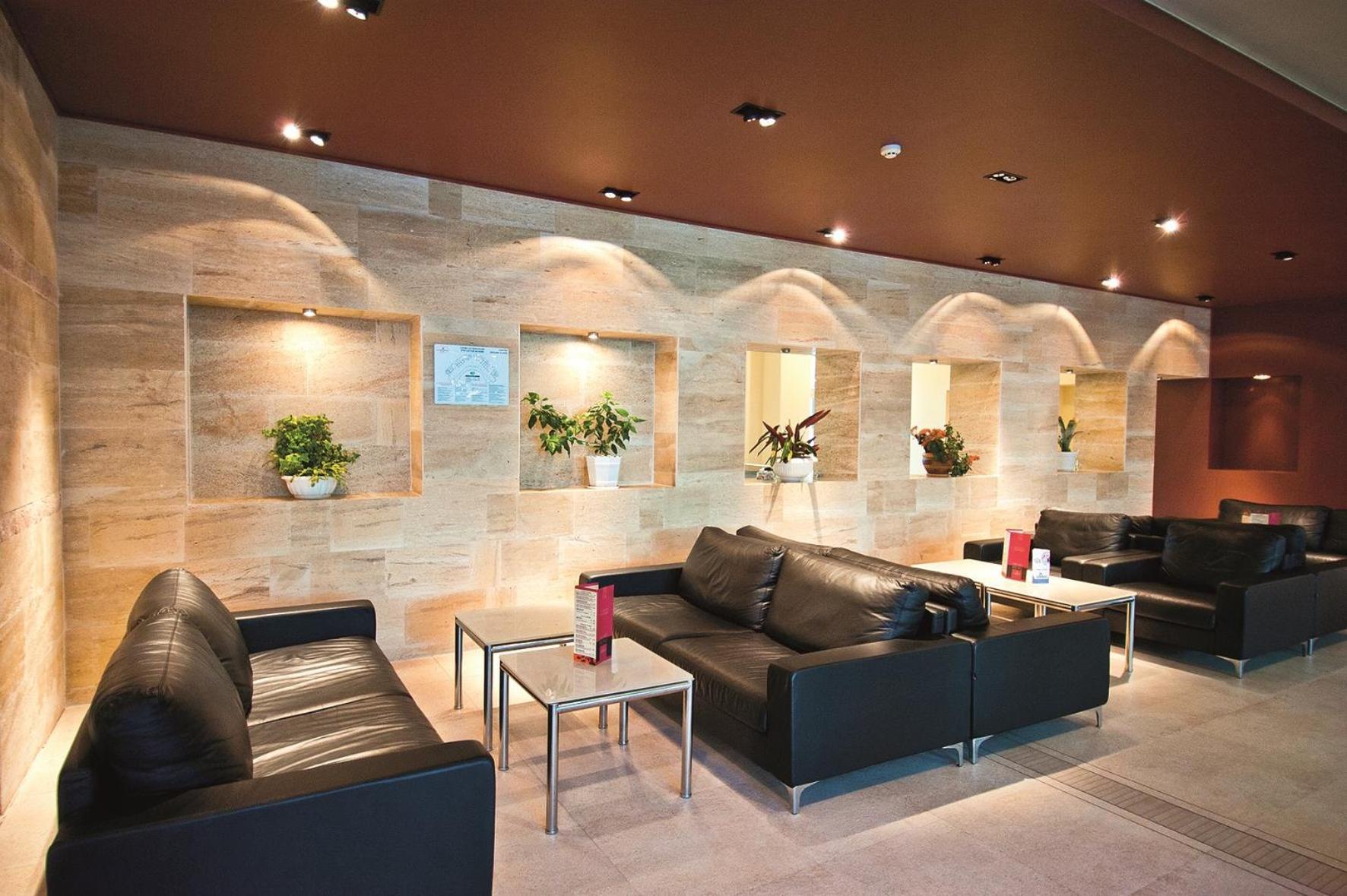 פרימורסקו Jeravi Club Hotel מראה חיצוני תמונה
